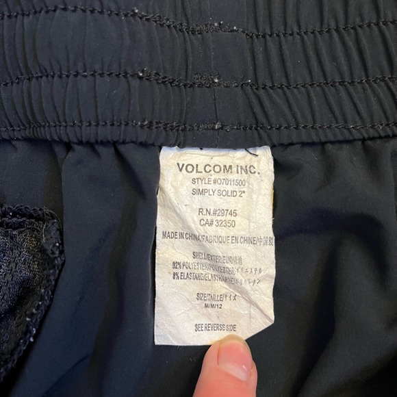 Athletic shorts - Picture 2 of 2